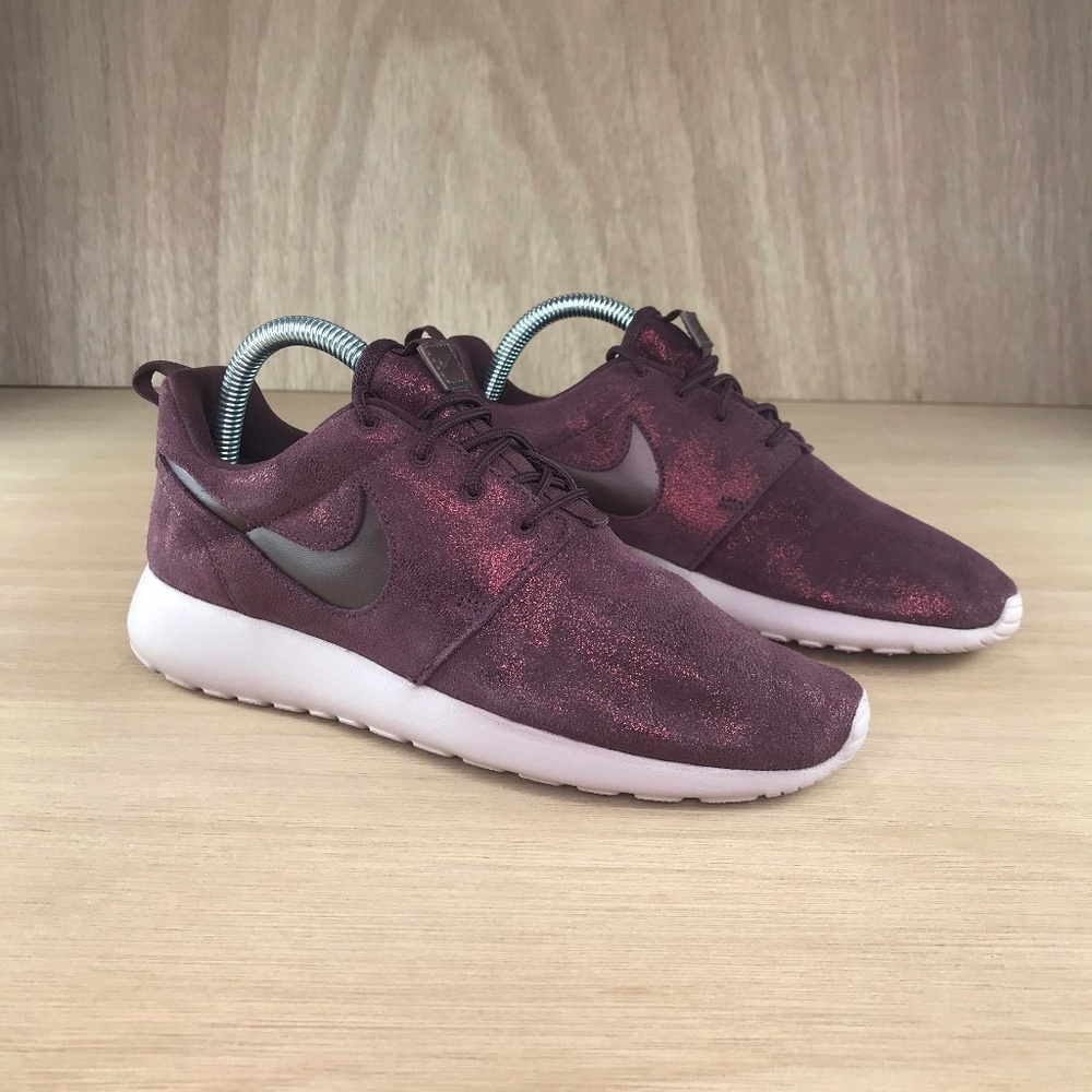 NEW Nike Roshe One Premium Mahogany